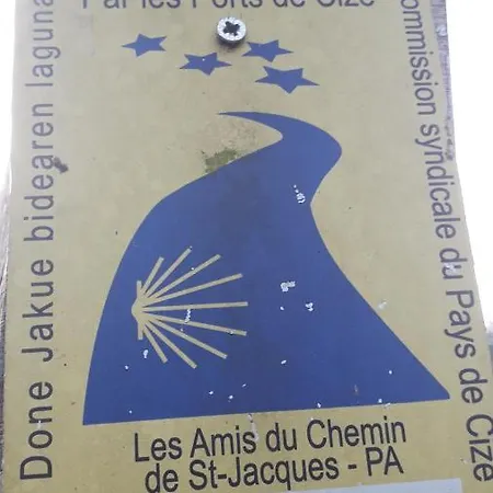 Maison Florenchaenia Sur Le Chemin De Compostelle Homestay